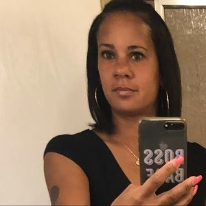 Meet your Posher, Julie ann